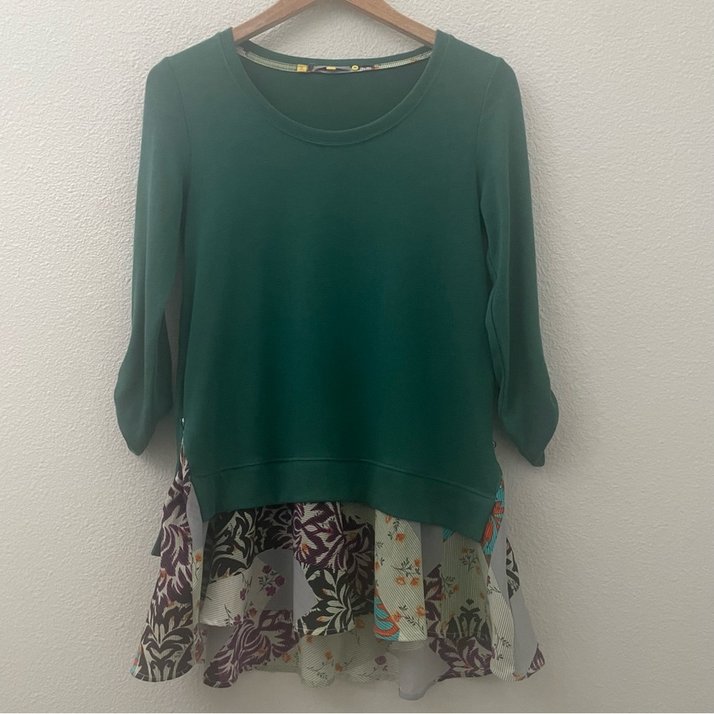 Little Yellow Button from Anthropologie layered look 3/4 sleeve top size small